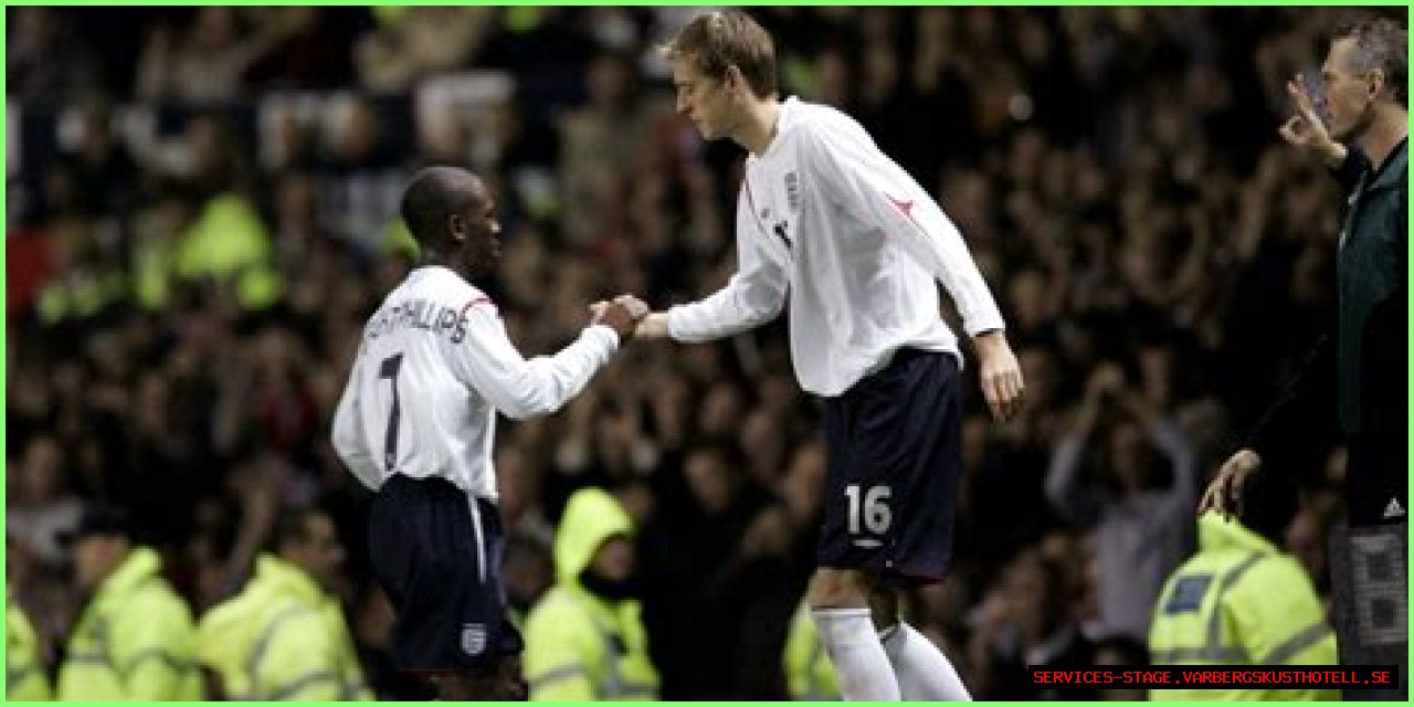 Peter Crouch's Height: The Giant Striker's Aerial Advantage